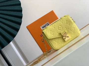 EC Fashion Lu-Vi Bags - 16770