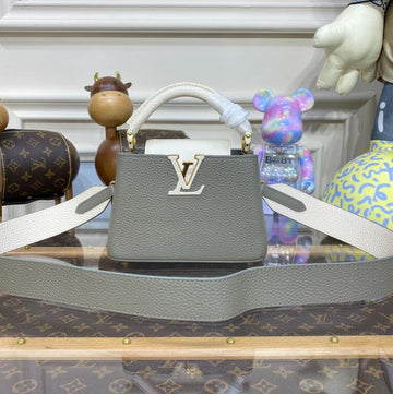 EC - LOV Bags - 1507