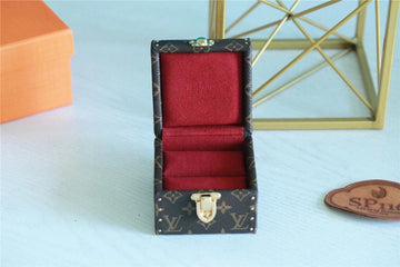EC Fashion Lu-Vi bags - 9525
