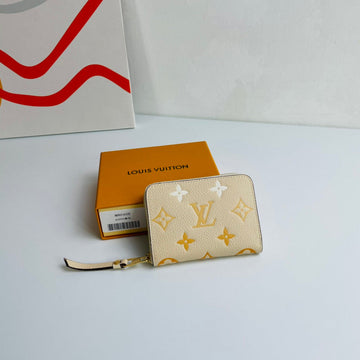 EC - LOV Wallet - 444