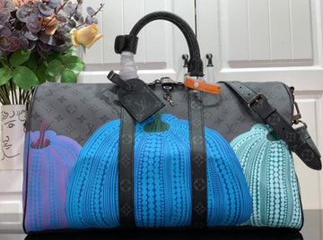 EC - LOV Bags - 1307