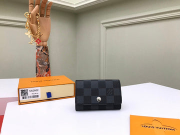 EC - LOV Wallet - 867