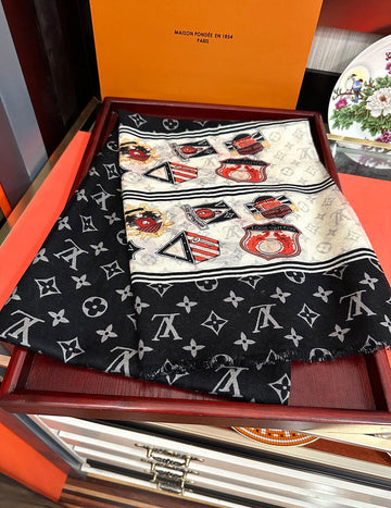 EC - LOV Scarf - 358