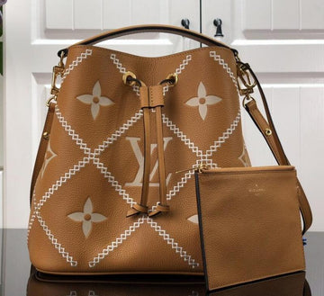 EC - LOV Bags - 1838