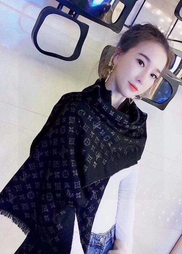 EC - LOV Scarf - 460