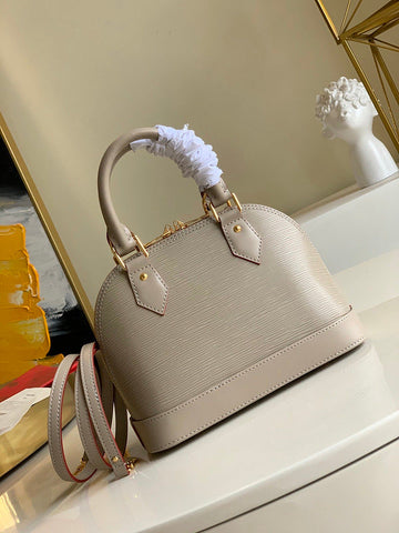 EC Fashion Lu-Vi bags - 17732