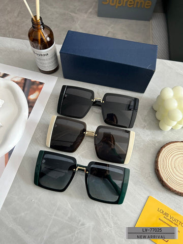 EC - LOV Sunglass - 129