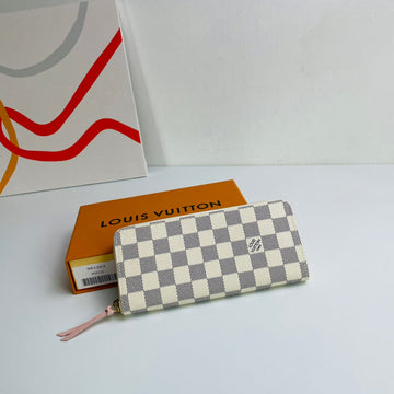 EC - LOV Wallet - 1215