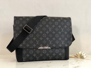 EC - LOV Women Bag - 1152