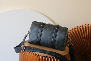 EC Fashion Lu-Vi bags - 17187