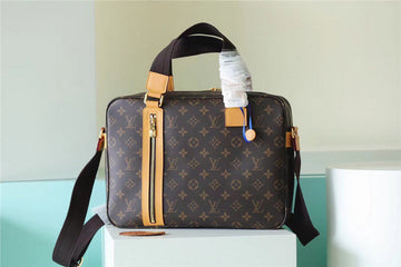 EC Fashion Lu-Vi bags - 9800