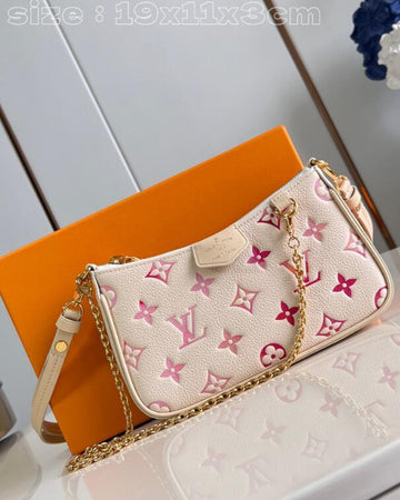 EC - LOV Bags - 267