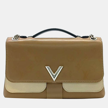 Beige/Ivory Very Chain Shoulder Bag