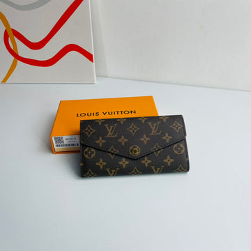 EC - LOV Wallet - 1138