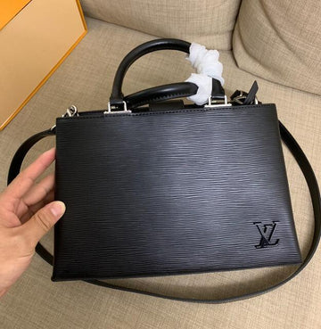 EC - LOV Bags - 2438