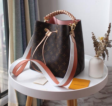 EC - LOV Bags - 2693
