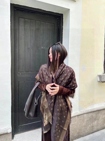 EC - LOV Scarf - 017