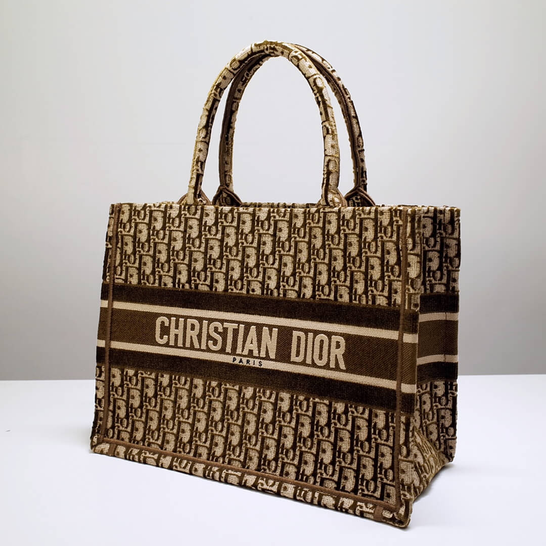 DIR1286 Book Tote BIG size 41.5cm 36.5cm Embroidery LOGO red Handbag yellow