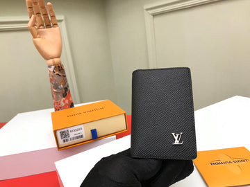 EC - LOV Wallet - 801