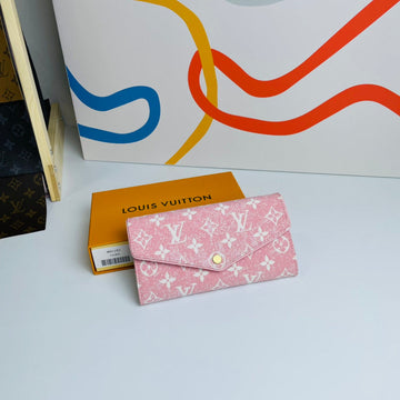EC - LOV Wallet - 489