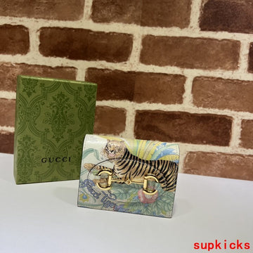 CS - Mix Wallets - 025