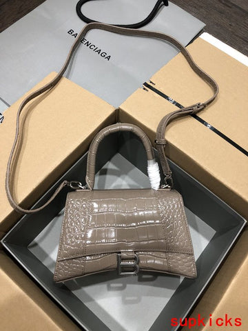 CS - BG Hourglass Bags - 106