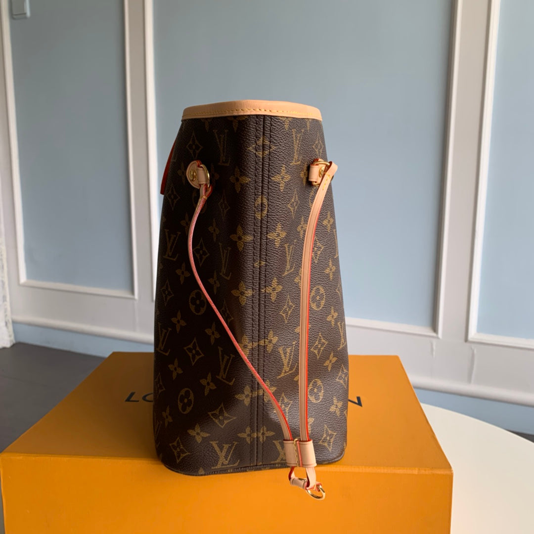 M40995 Neverfull MM Shoulder tote bag Monogram Apricot inside
