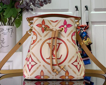 EC - LOV Bags - 059