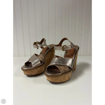 Sandals Designer By Coach In Rose Gold, Size: 5.5