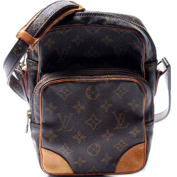 Amazone Monogram