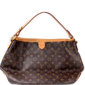 Delightful PM Monogram