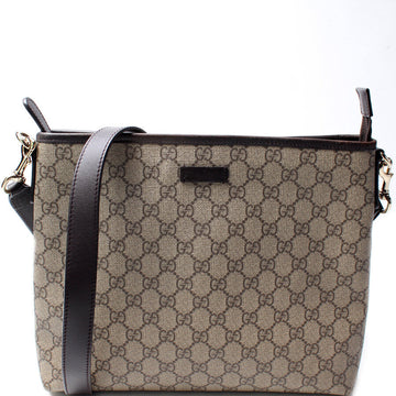 388924 GG Canvas Crossbody