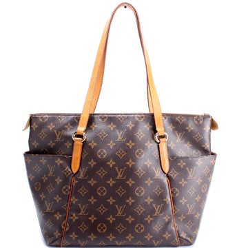 Totally MM Monogram