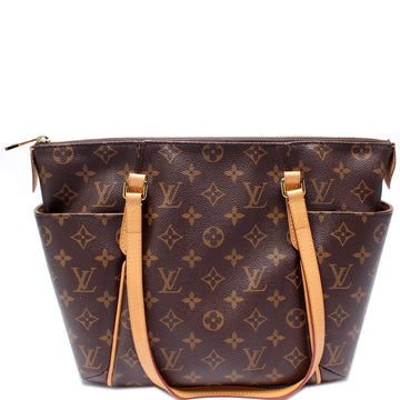 Totally PM Monogram