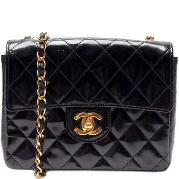 Classic Flap Mini Square Patent 1M