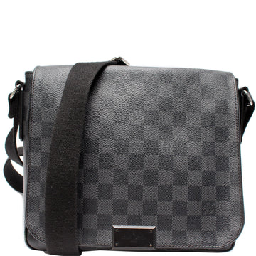 District PM Damier Graphite