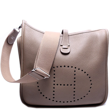 Evelyne III PM