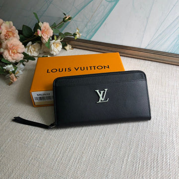 EC - LOV Wallet - 1048