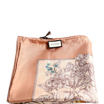 Gucci Wondergardenia Square Silk