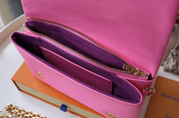 EC - LOV Wallet - 293