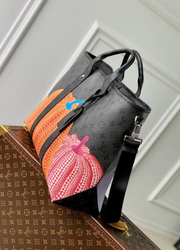 EC - LOV Bags - 1232