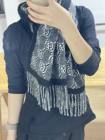 EC - GUKI Scarf - 102