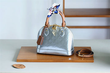 EC Fashion Lu-Vi bags - 8273