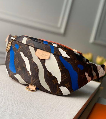 EC - LOV Bags - 3088
