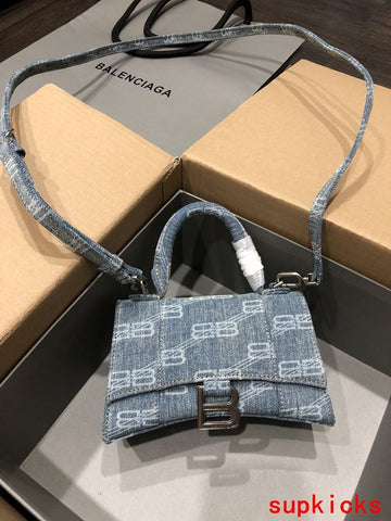 CS - BG Hourglass Bags - 087