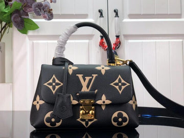 EC - LOV Bags - 370