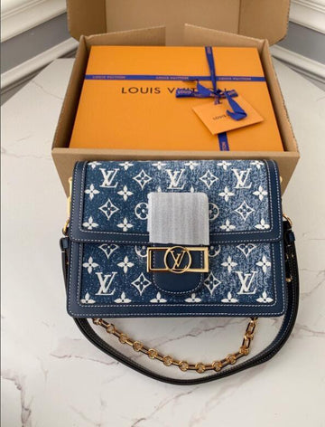 EC - LOV Bags - 1531