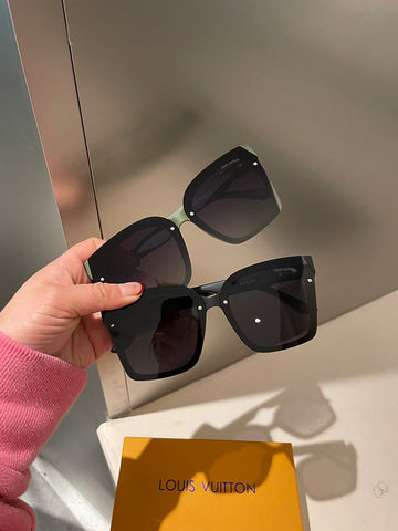 EC - LOV Sunglass - 100
