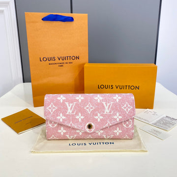 EC - LOV Wallet - 652