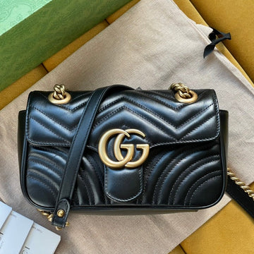 EC MARMONT MATELASS¨¦ SMALL 22 BAG BLACK CALFSKIN
